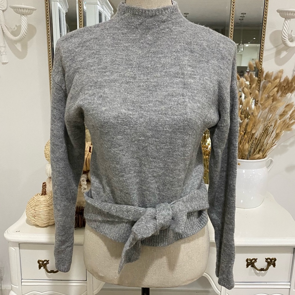 WAYF Mock Neck Tie Waist Sweater Grey Sz XS NWT Cute Girly Cozy Soft Top Wool